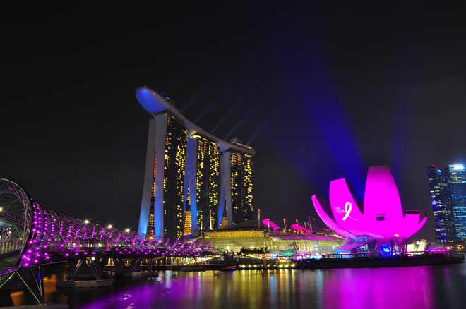 Singapore, Marina Bay Sands Museum & Bridge...