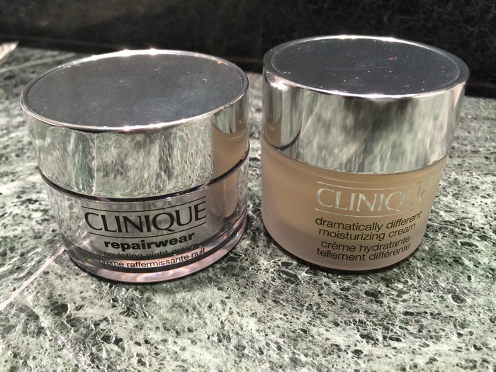 H Dramatically different moisturizing cream και η Repairwair sculpting night cream της Clinique! The story of my life...