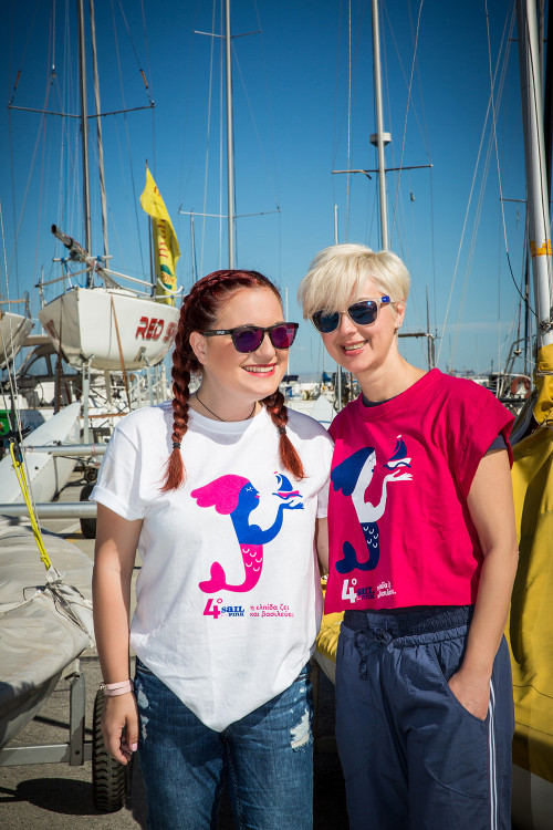 Η διοργανώτρια του Sail for Pink Αλεξία Αηδονά με την Ελένη Ασβεστά της Kleemann